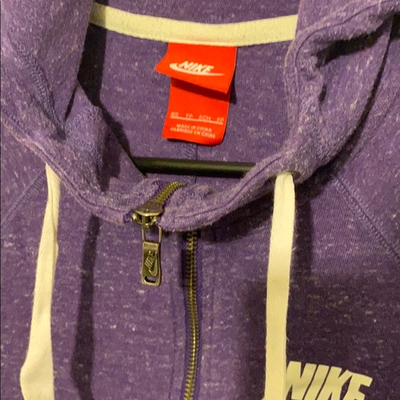 Nike zip up hoodie jacket - Picture 3 of 7